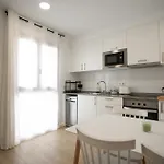 Lets Holidays Wake Up By The Sea In Victoria 1 Apartament