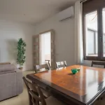 Lets Holidays Wake Up By The Sea In Victoria 1 *