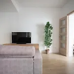 Lets Holidays Wake Up By The Sea In Victoria 1 Tossa de Mar