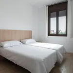 Lets Holidays Wake Up By The Sea In Victoria 1