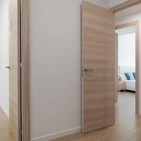 Appartamento Lets Holidays Wake Up By The Sea In Victoria 1 *