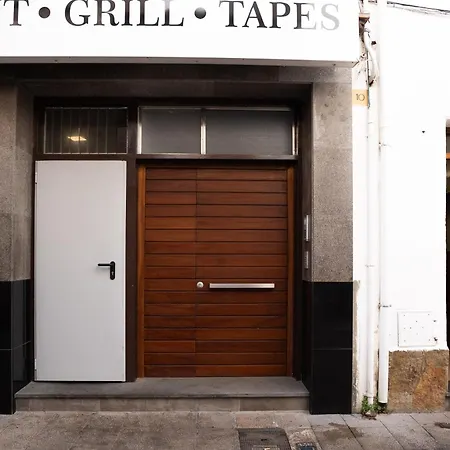 Apartment Lets Holidays Wake Up By The Sea In Victoria 1 Tossa de Mar