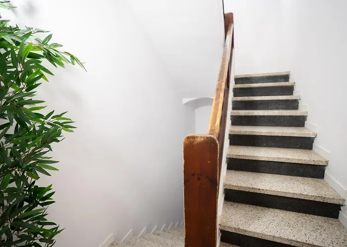 Lets Holidays Wake Up By The Sea In Victoria 1