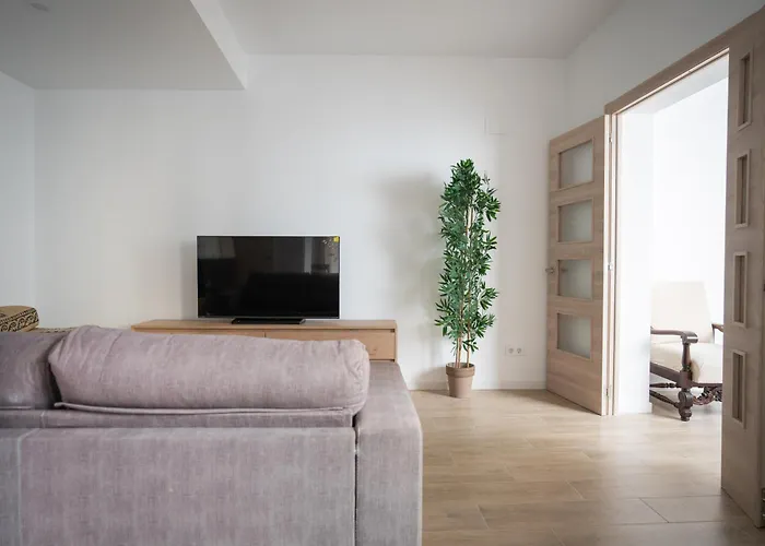 Lets Holidays Wake Up By The Sea In Victoria 1 Tossa de Mar