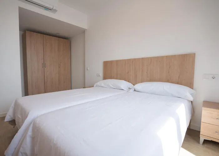 Lets Holidays Wake Up By The Sea In Victoria 1