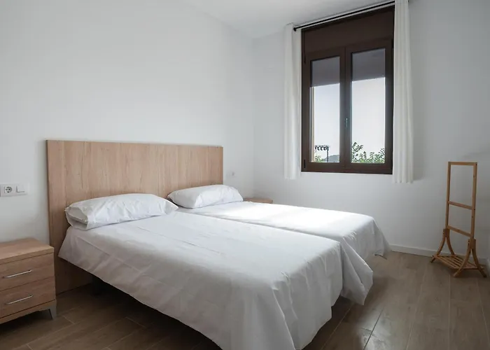 Lets Holidays Wake Up By The Sea In Victoria 1