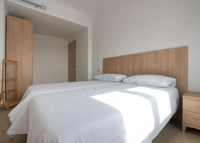 Lets Holidays Wake Up By The Sea In Victoria 1 Apartment